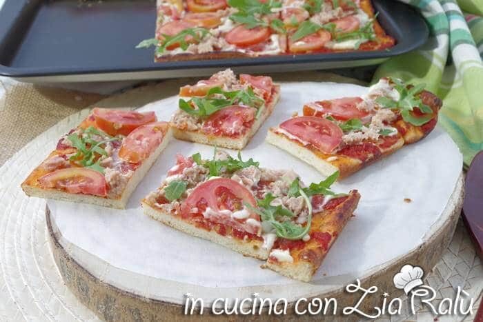 Pizza fredda tonno e pomodoro