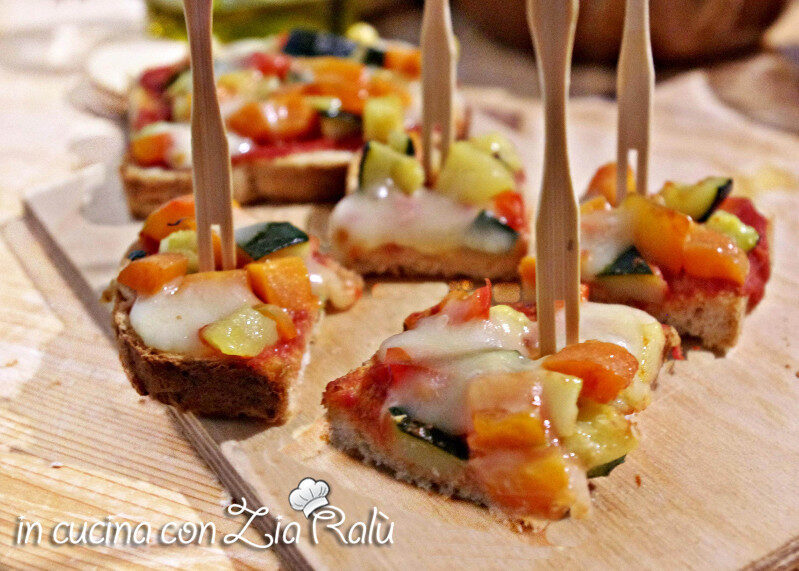 Pizzette alle verdure di pan bauletto