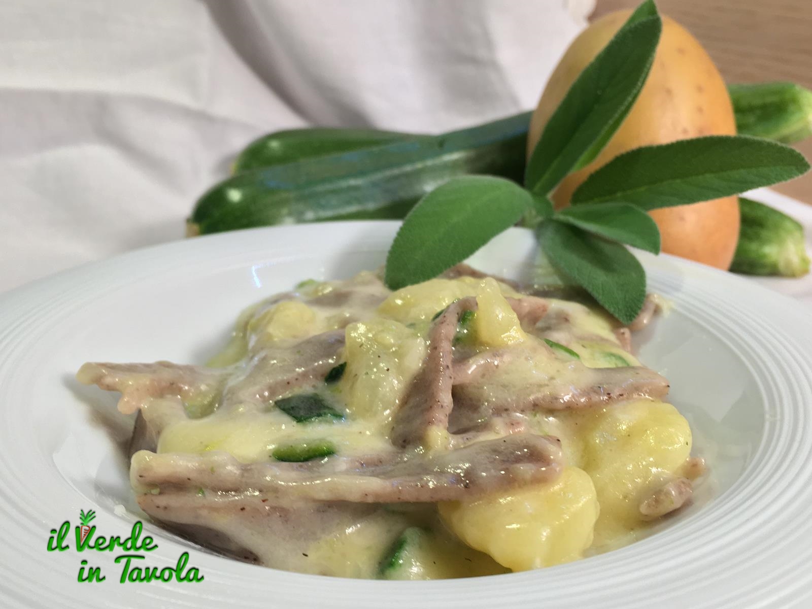 Pizzoccheri con zucchine e patate – videoricetta