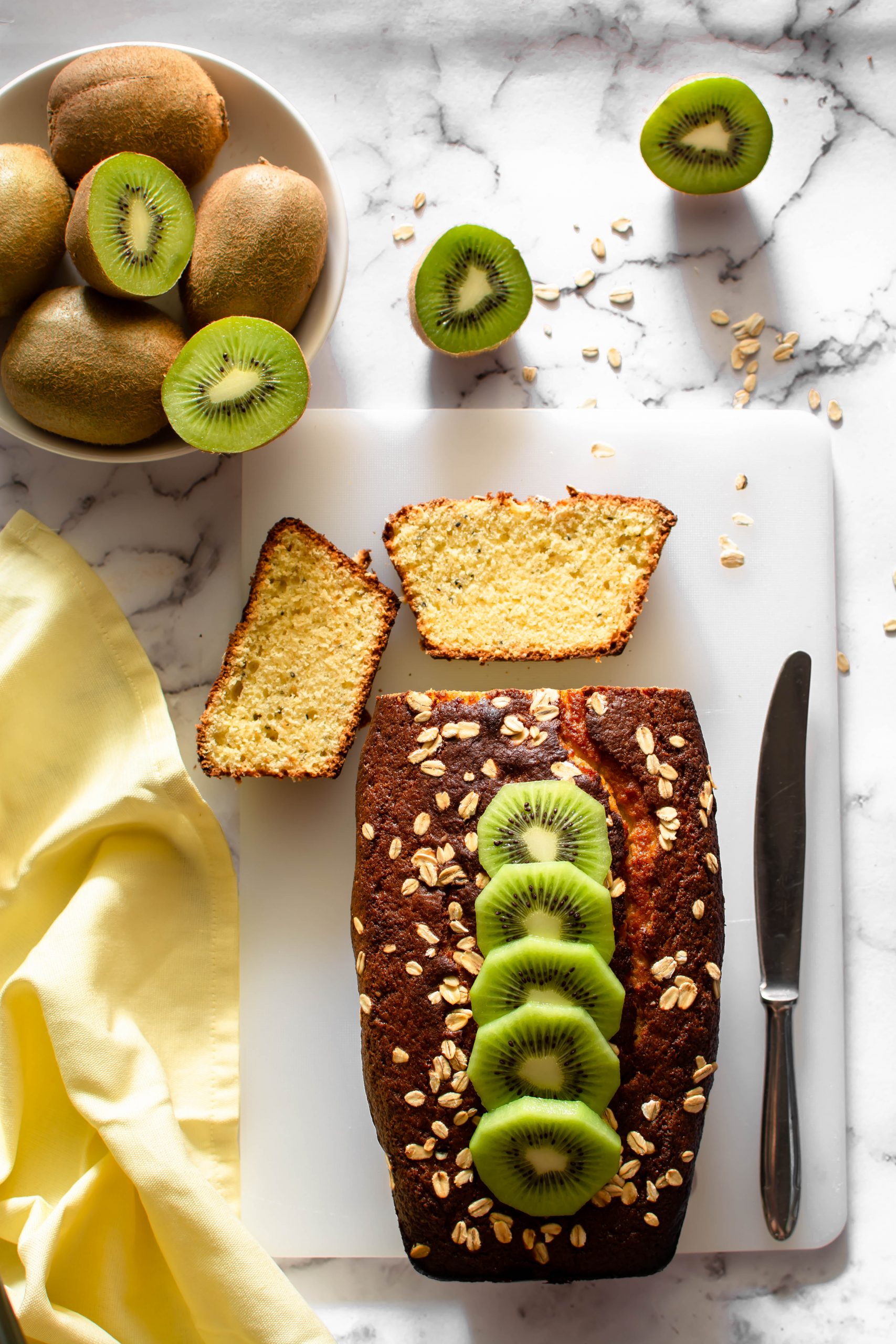 Plumcake al kiwi, avena e cocco