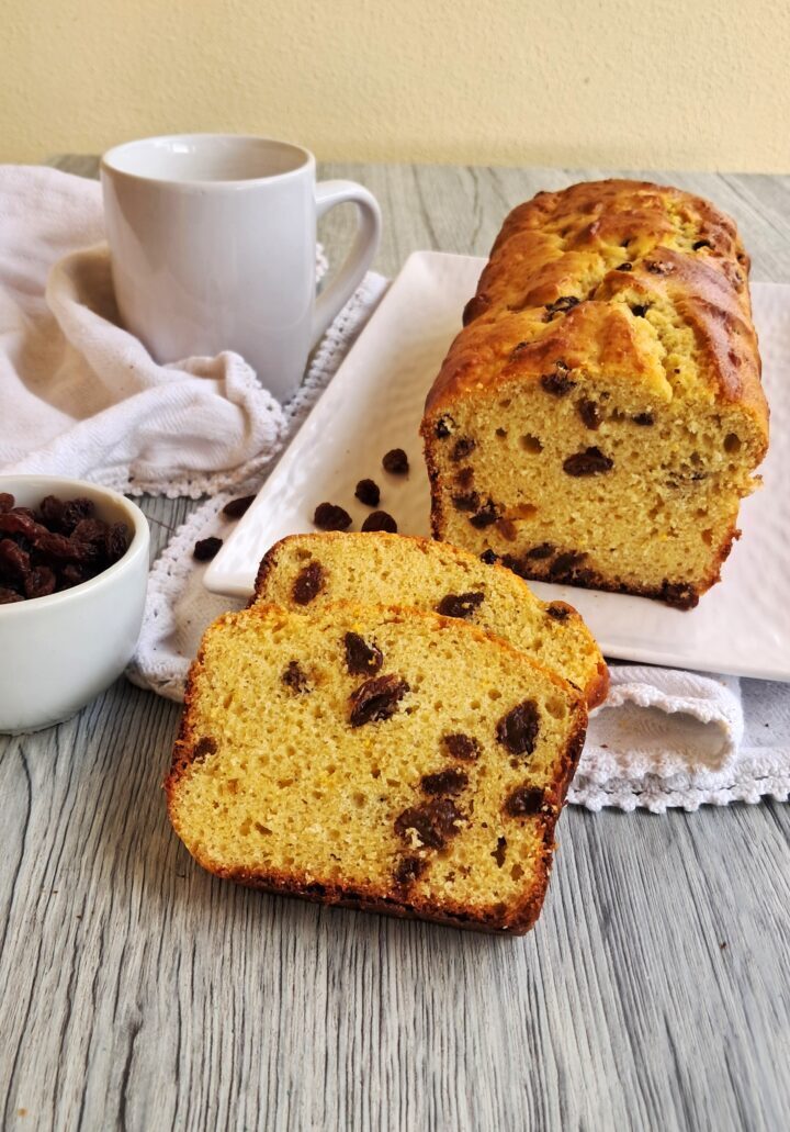 Plumcake alla ricotta con uvetta