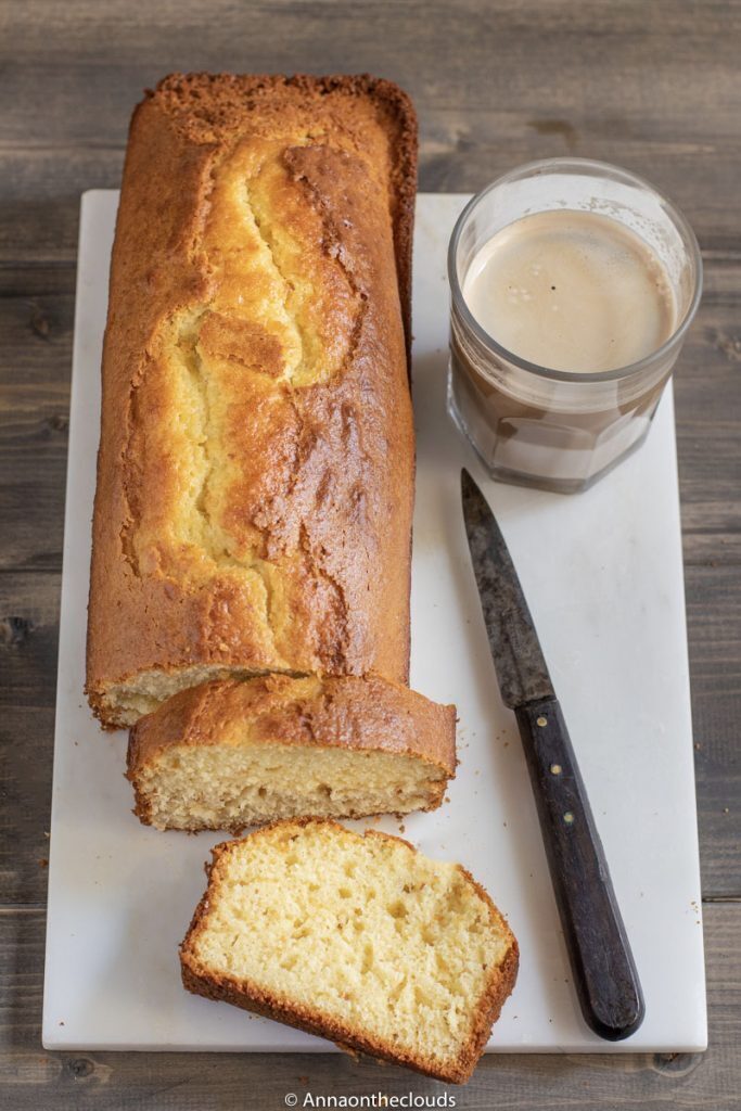 Plumcake allo yogurt: ricetta soffice mulino bianco