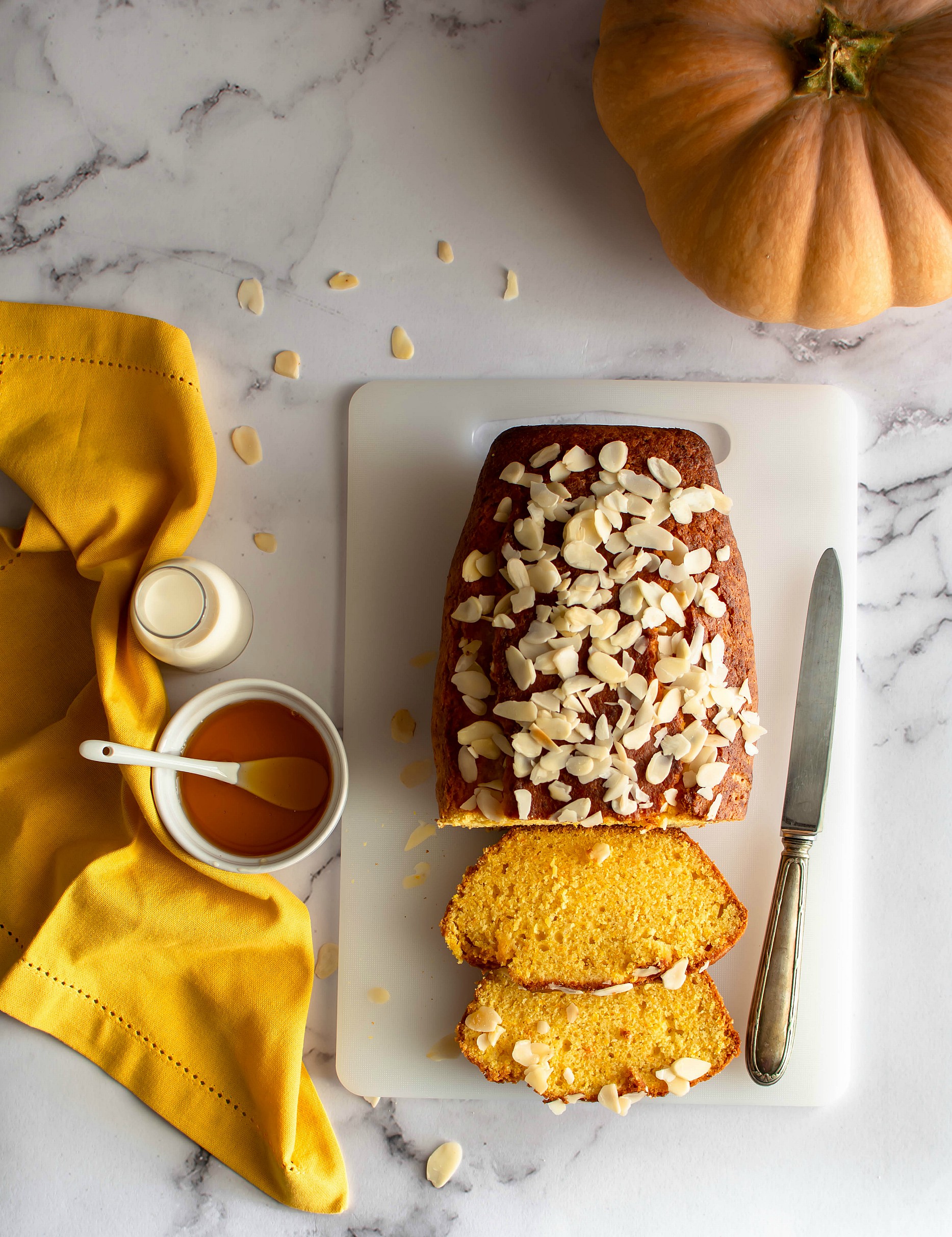 Plumcake soffice alla zucca e mandorle