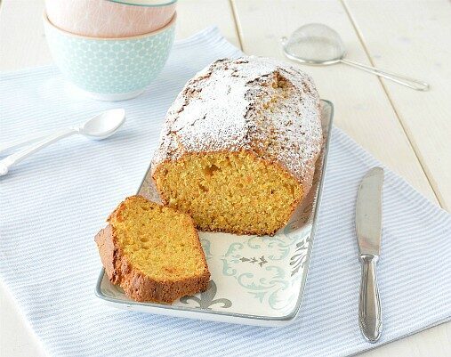 Plumcake soffice alle carote senza lattosio