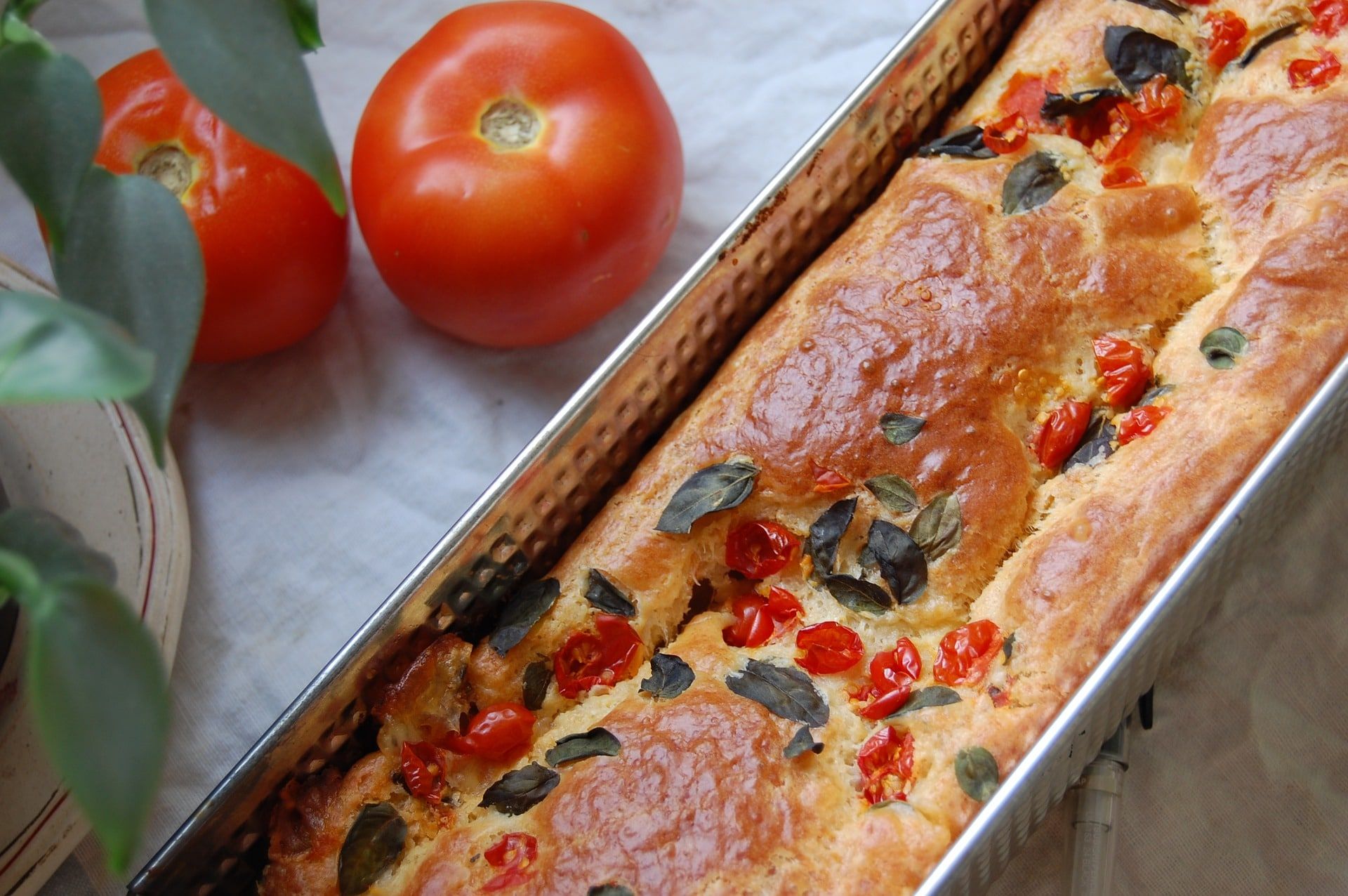 Plumcake Toscano ai peperoni, pecorino e olive