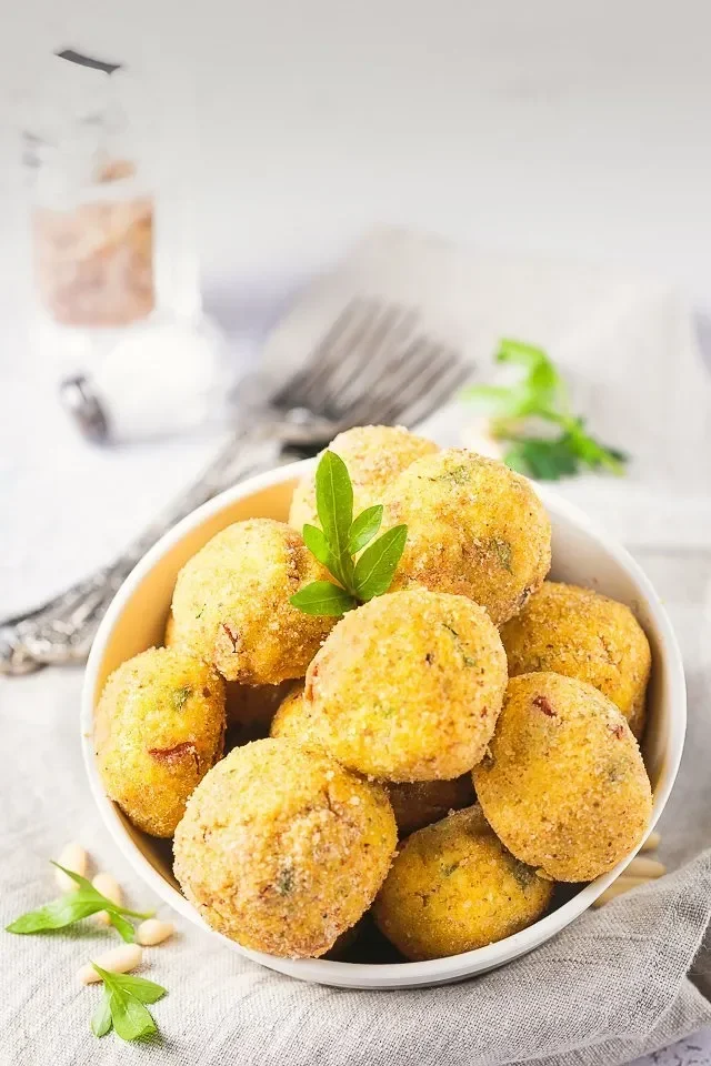 Polpette di ricotta: sfiziose e velocissime!