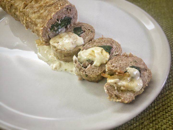 Polpettone spinaci e scamorza, ricetta facile