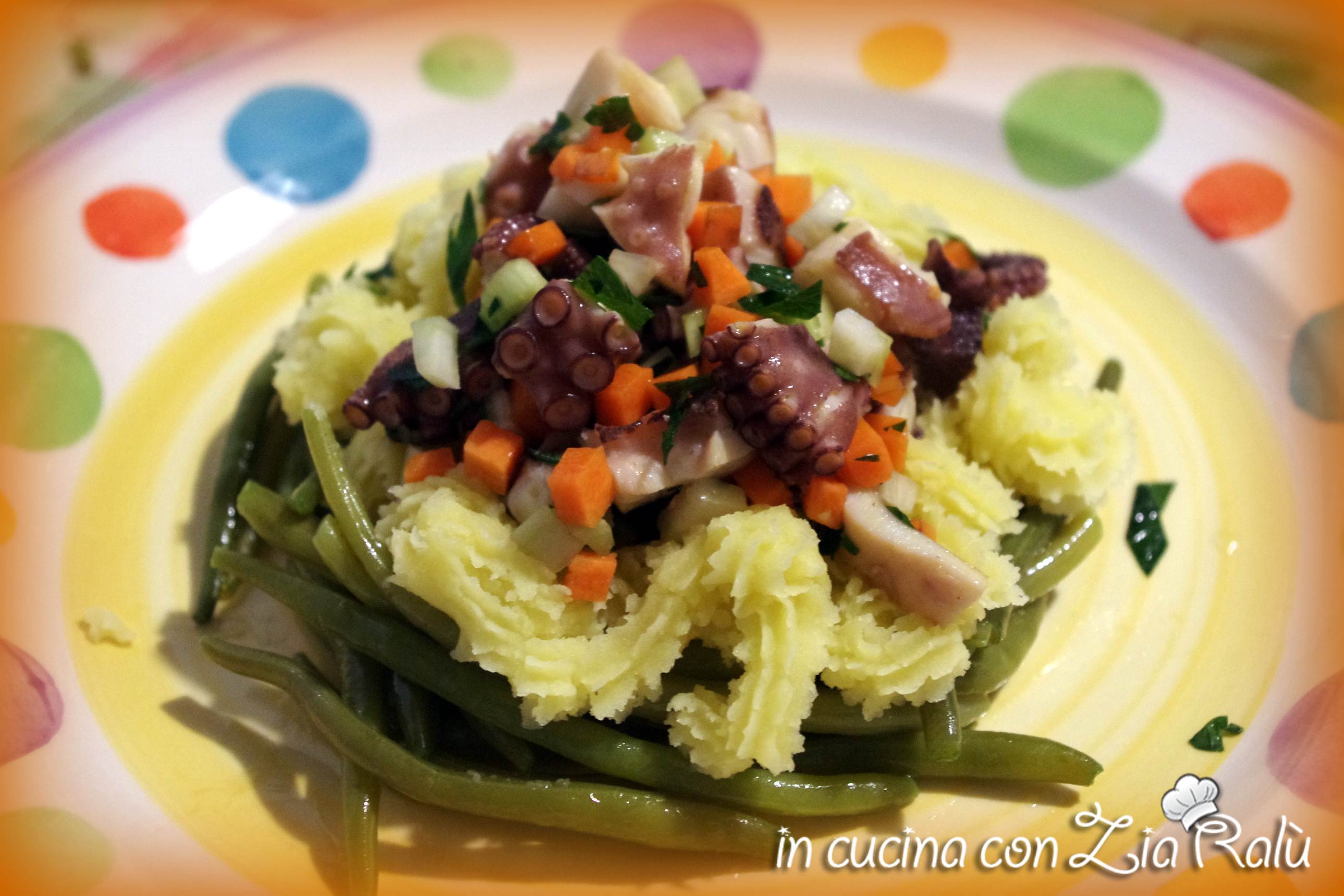 Polpo su un nido di fagiolini e patate