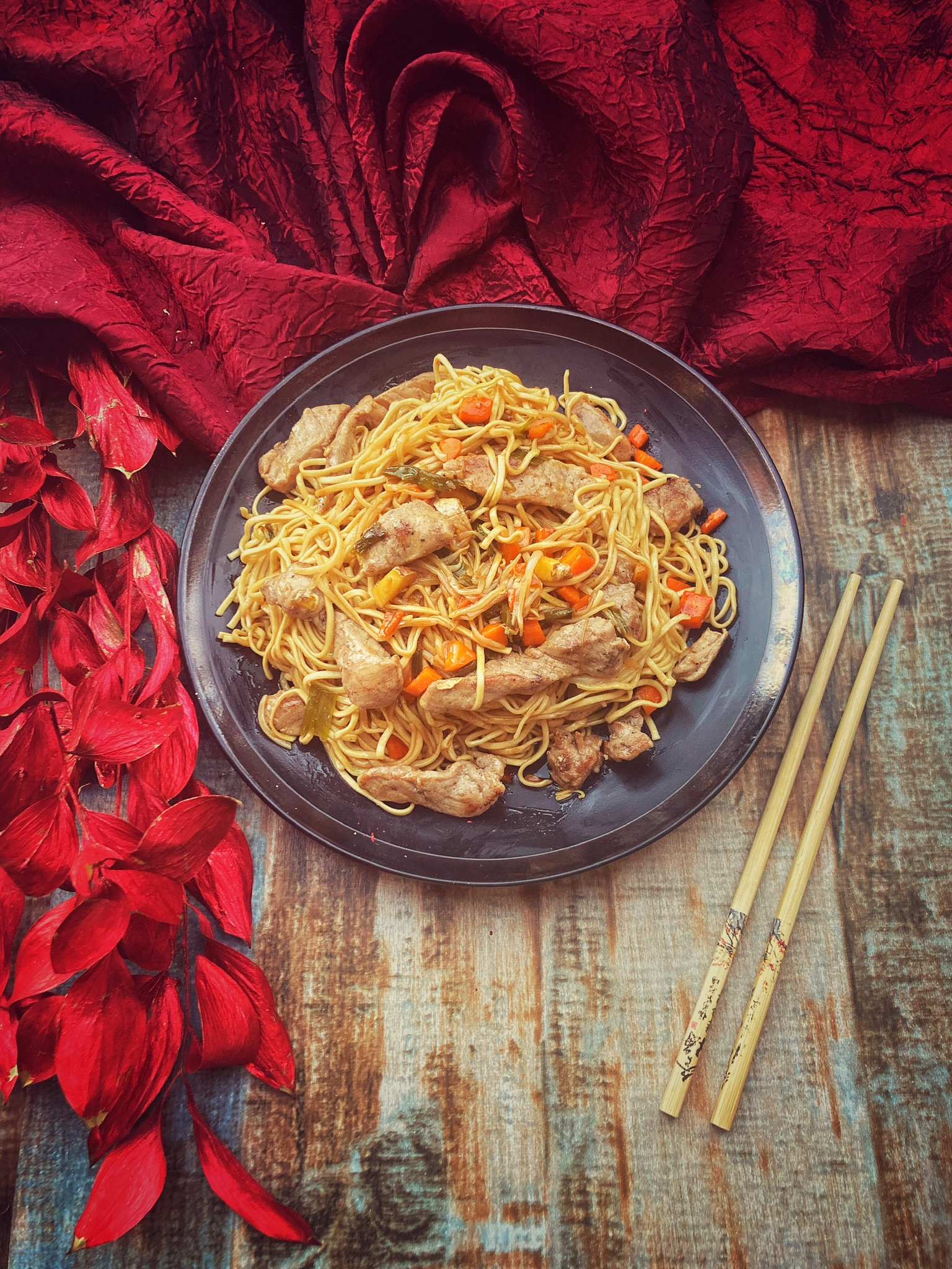 Pork chow mein (cina)