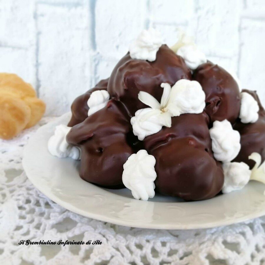 Profiterole con crema pasticcera