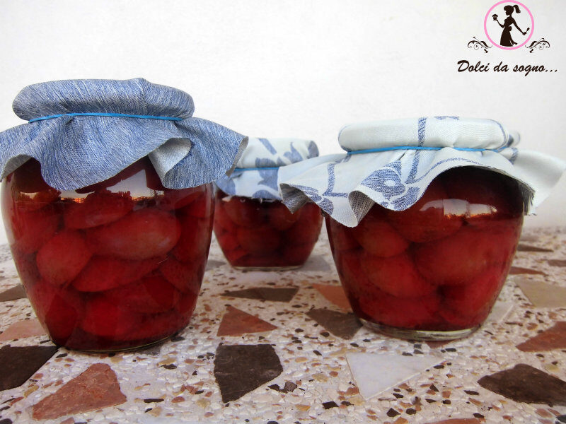 Prugne sotto grappa