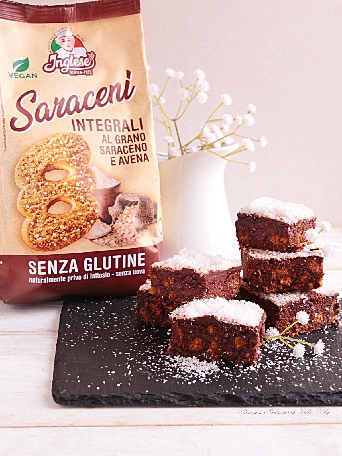 Quadrotti freddi con saraceni integrali di inglese senza glutine