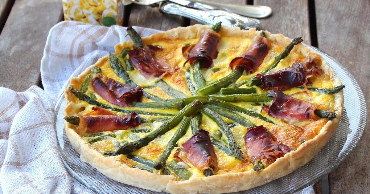 Quiche con asparagi e speck