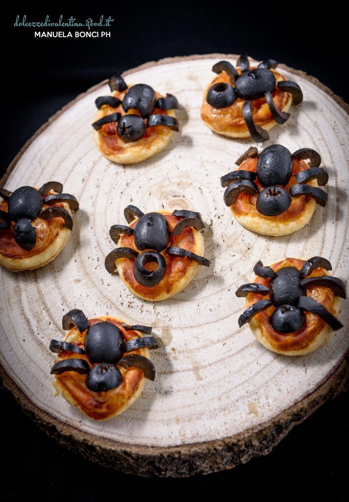 Ragnetti Halloween di sfoglia