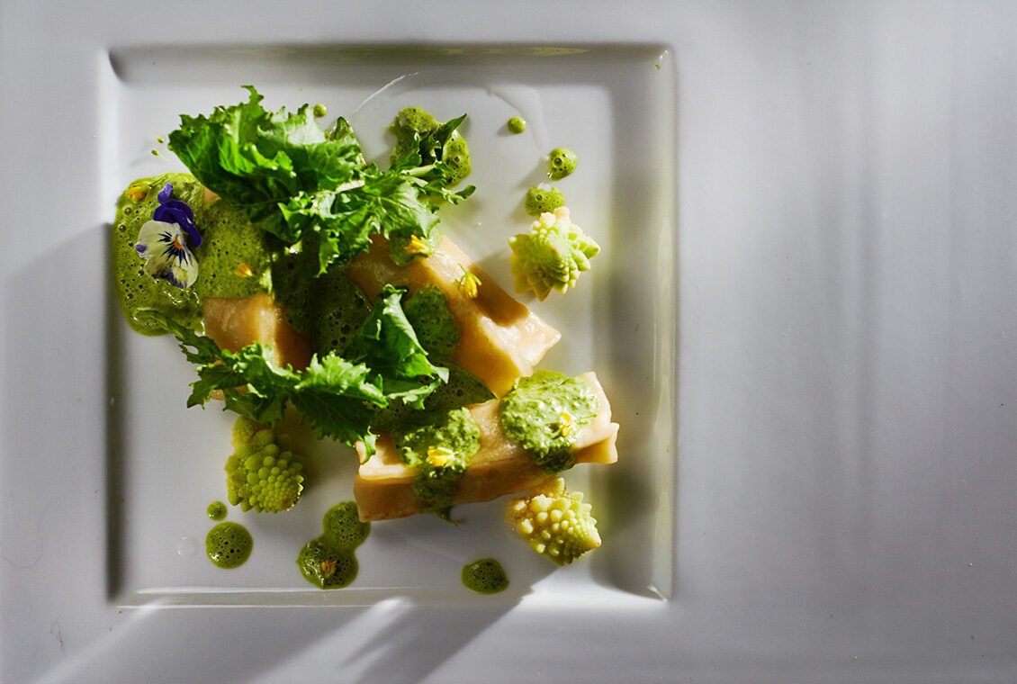 Ravioli al vapore con cime di rapa