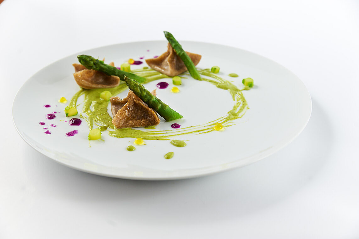 ravioli con gli asparagi