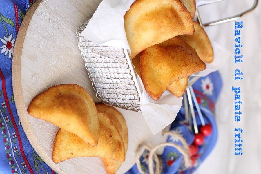 Ravioli di patate fritti