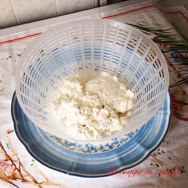 Ricotta fatta in casa (con il bimby)
