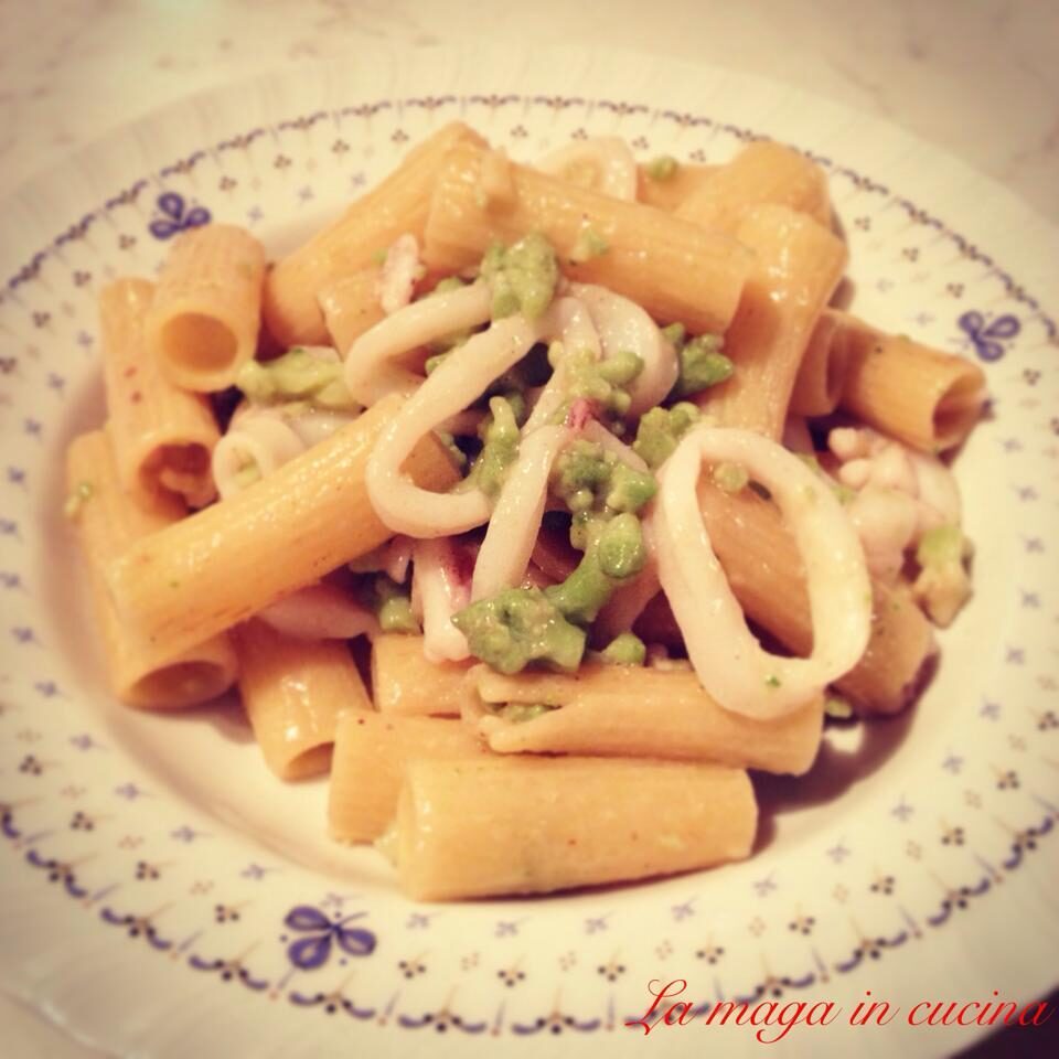Rigatoni con calamari e broccolo romano