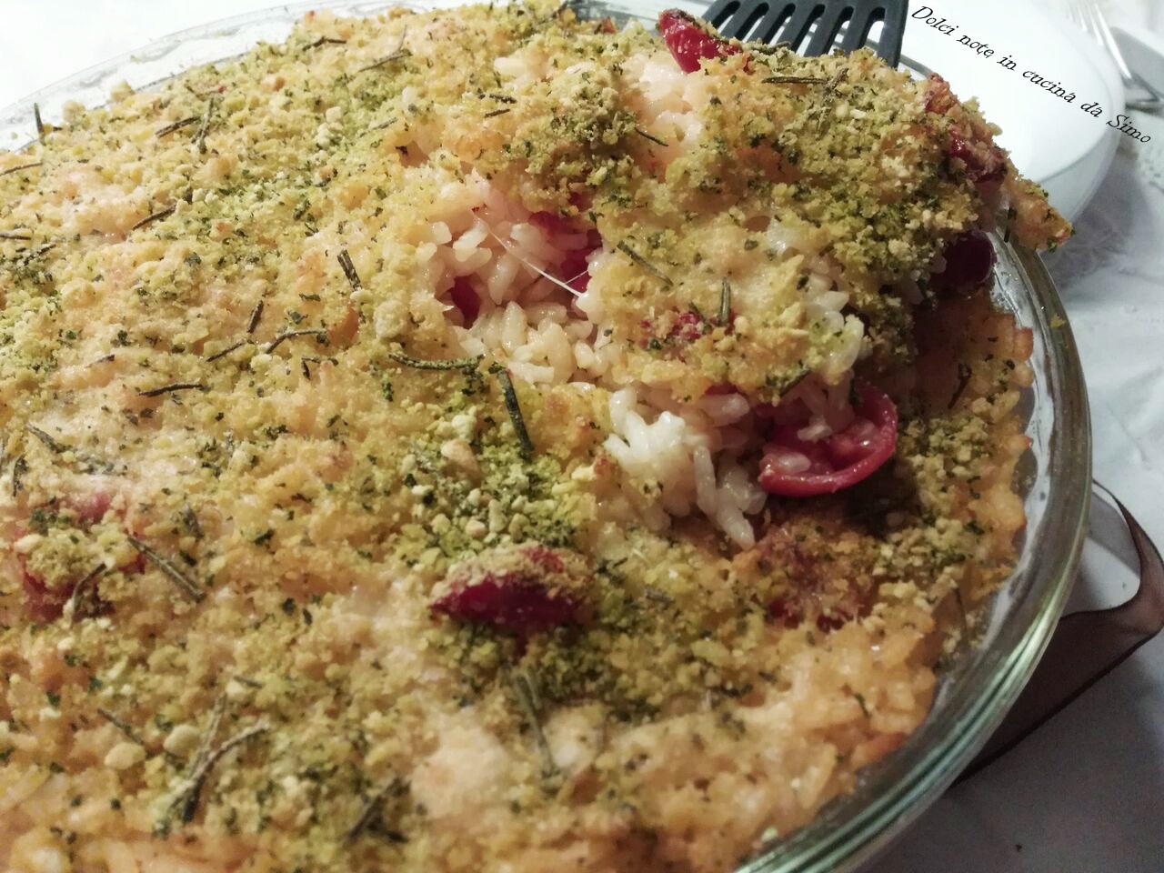 Riso al gratin con pomodorini e mozzarella agli aromi