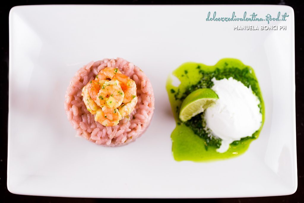 Riso alle fragole con gamberetti e gelato al lime