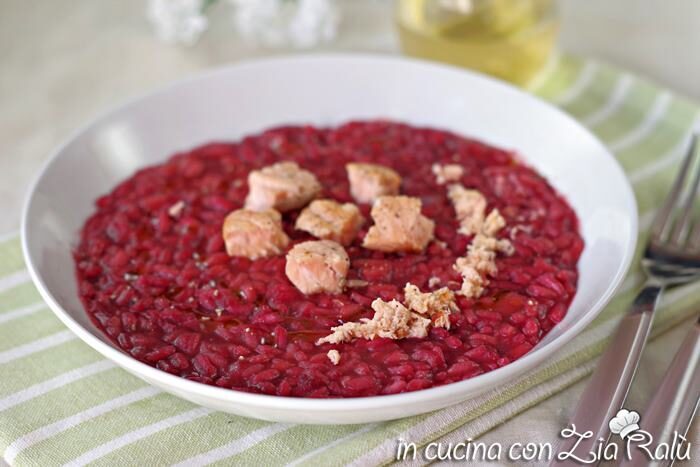 Risotto alla barbabietola e salmone