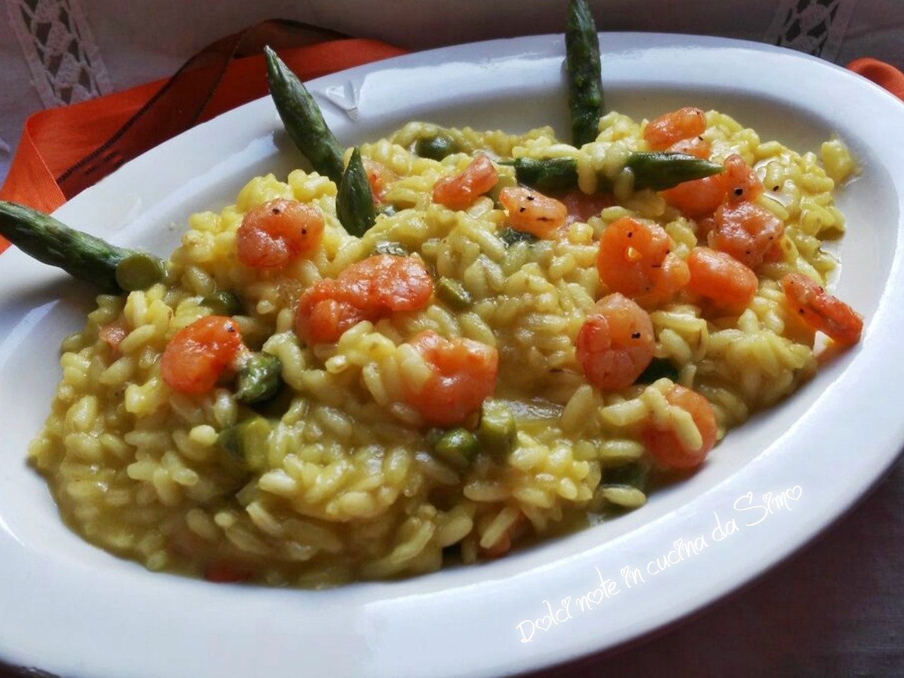 Risotto con asparagi e gamberetti