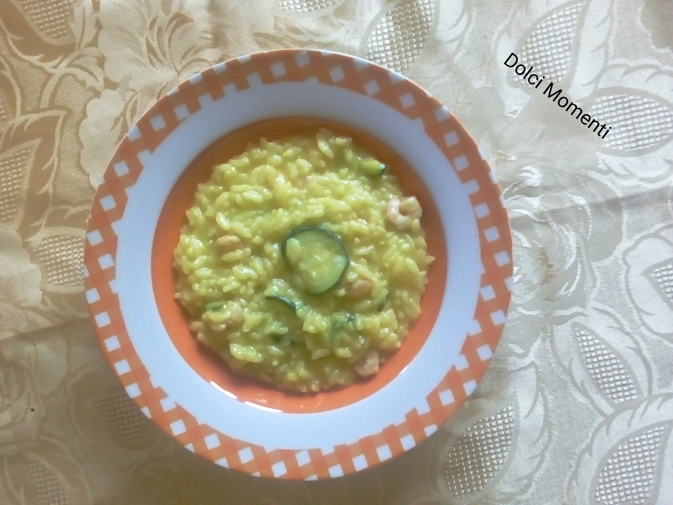 Risotto giallo zucchine e gamberetti