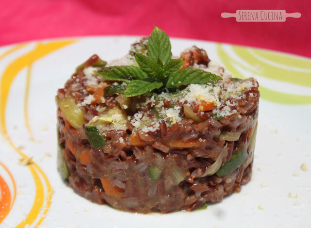 Risotto rosso integrale alle verdure dell’orto