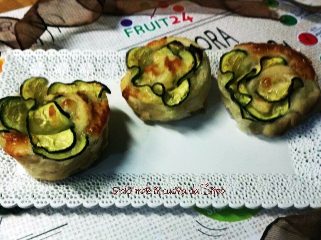Roselline di sfoglia con le zucchine