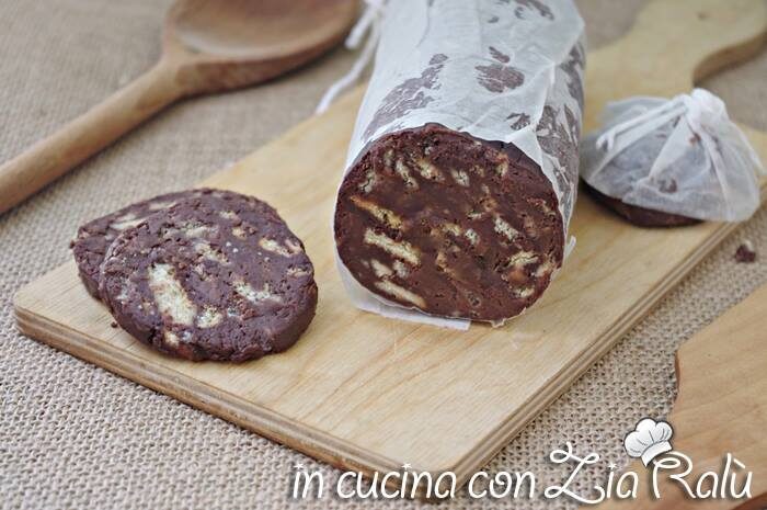 Salame al cacao senza burro, senza uova