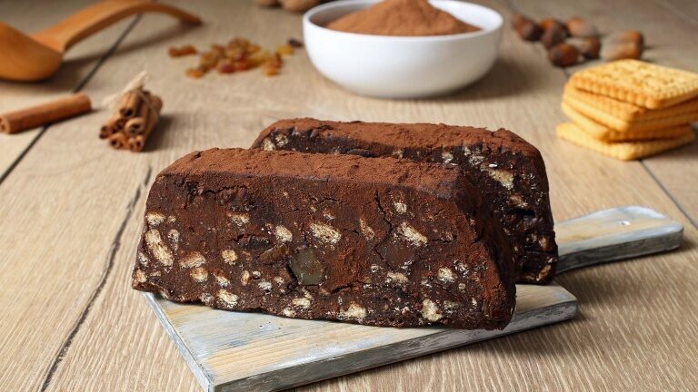 Salame di cioccolato alle mandorle