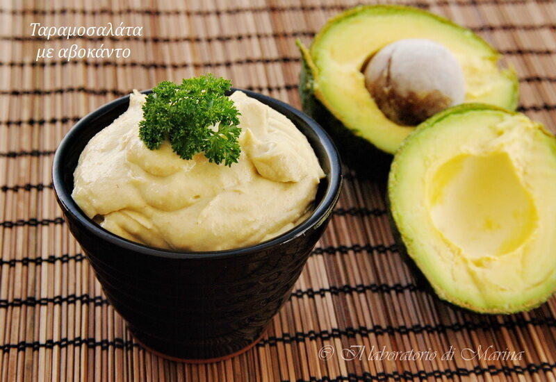 Salsa al tarama e avocado