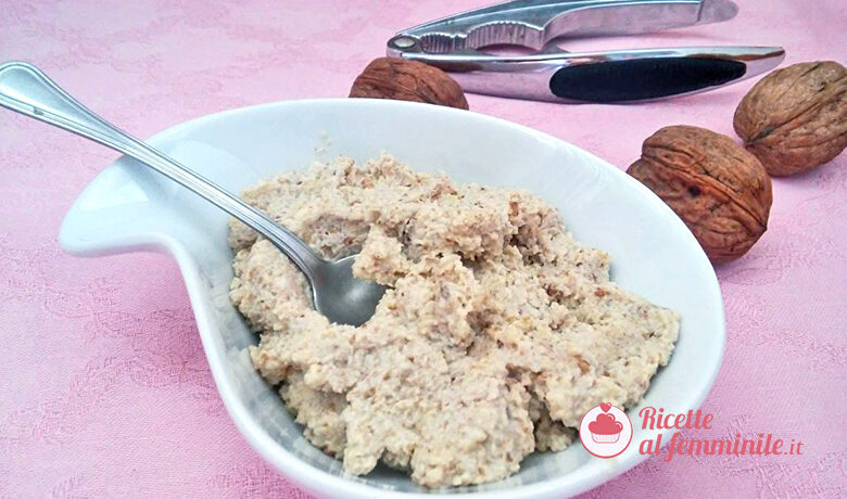 Salsa alle noci senza lattosio e vegan con bimby