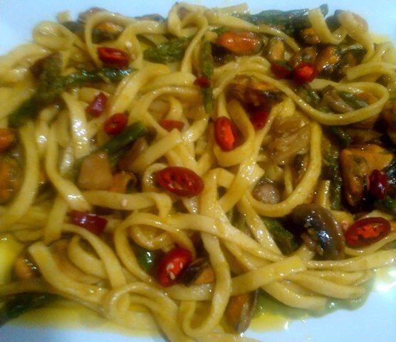 Scialatielli al salmone e melagrana