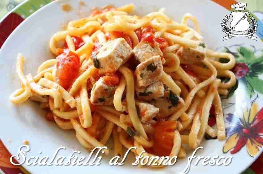 Scialatielli con tonno fresco e pomodorini