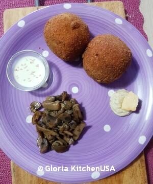 Scotch eggs-uova in polpetta alla scozzese con salsa alla birra