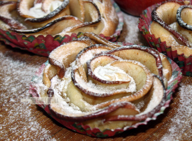 Serenacucina – rose di sfoglia con mela e cannella e pera e cioccolato