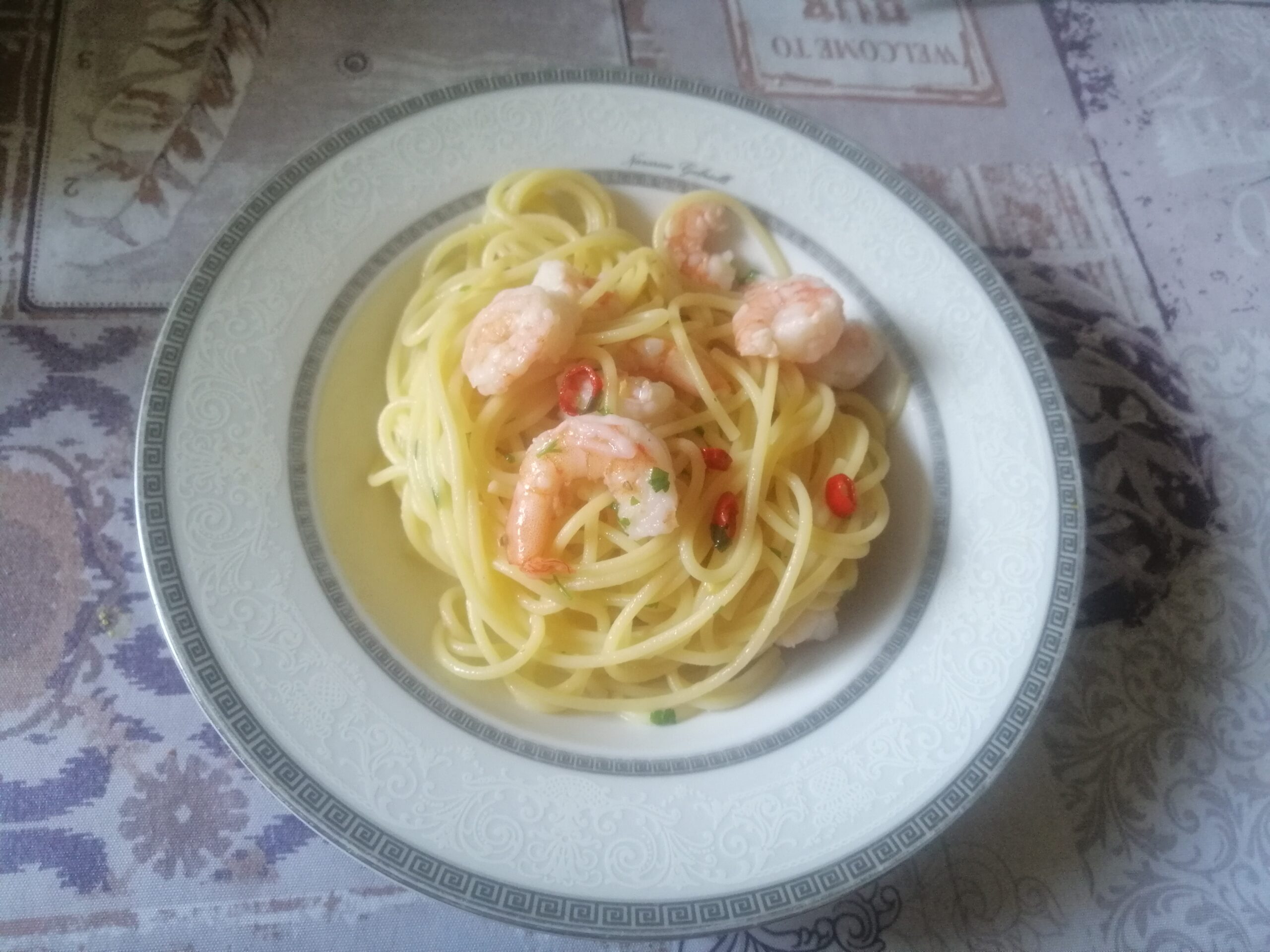 Spaghetti a. o. p. e mazzancolle