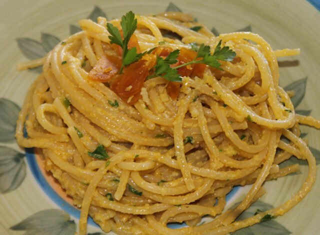 Spaghetti alla finta carbonara di bottarga