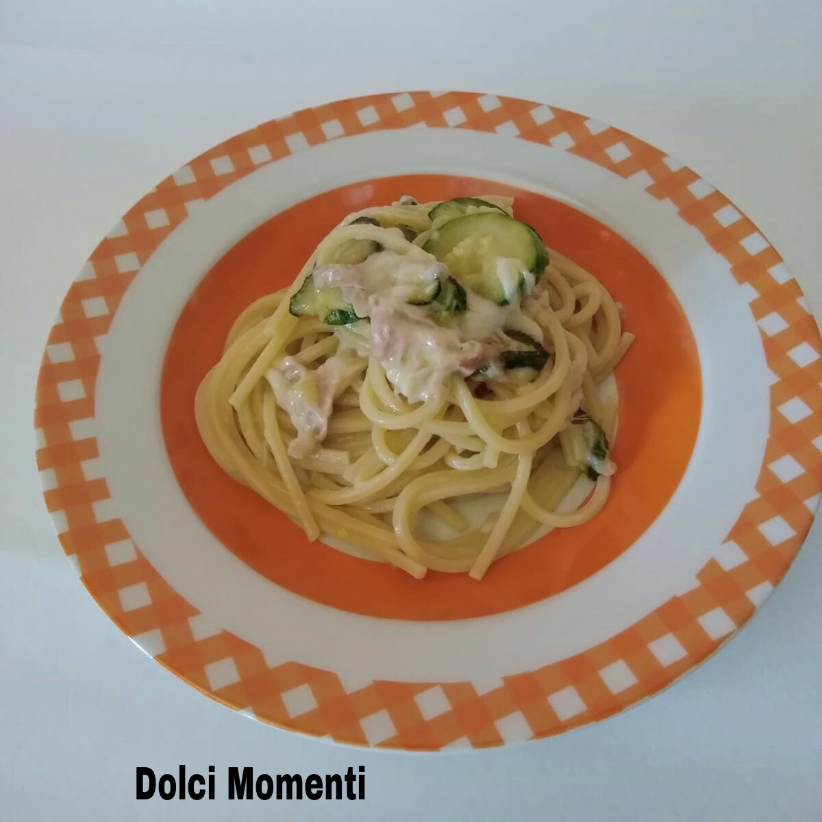 Spaghetti alla nerano a modo mio (ricetta campana)