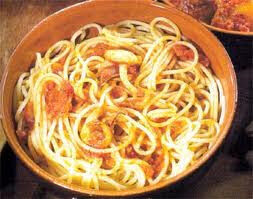 Spaghetti con sugo di seppie