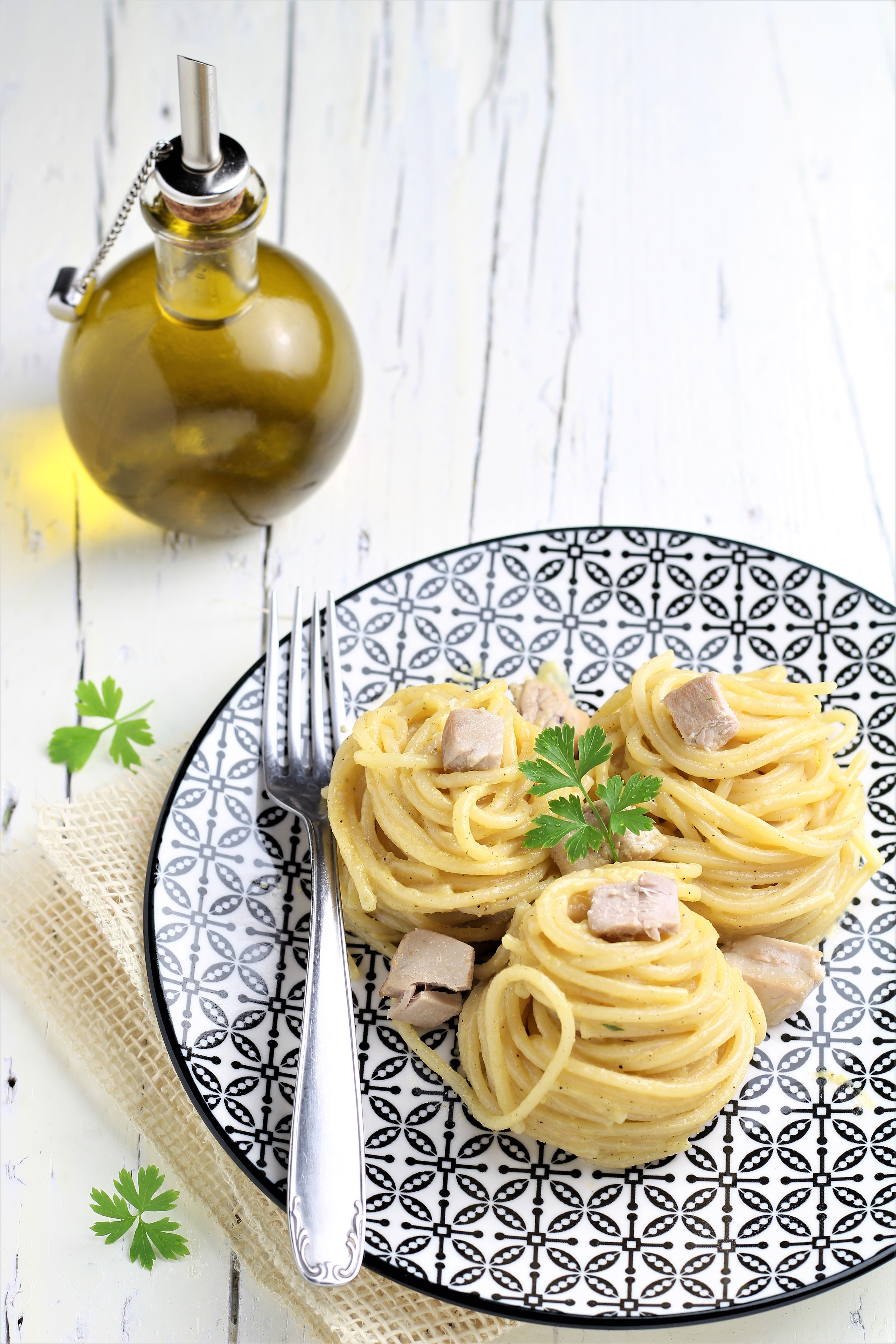 Spaghetti in carbonara di tonno