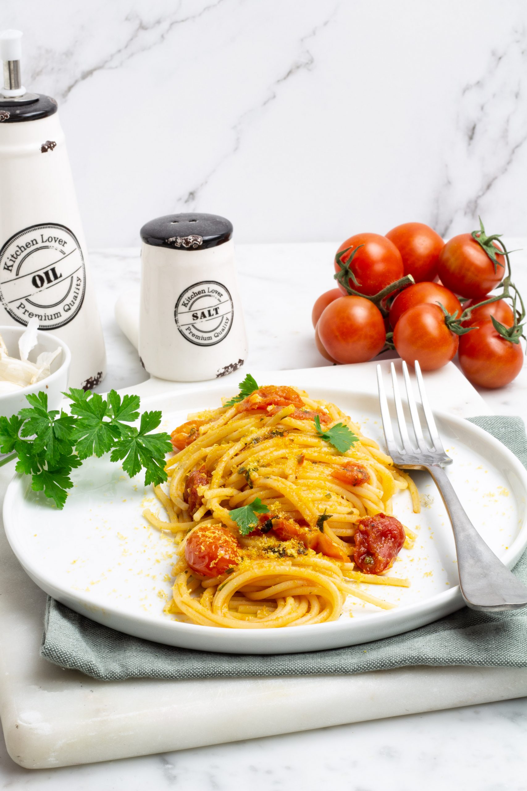 Spaghetti pomodorini e bottarga di muggine
