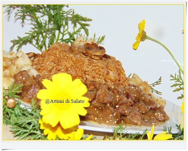 Spezzatino di agnello al latte di cocco e riso basmati alla paprika