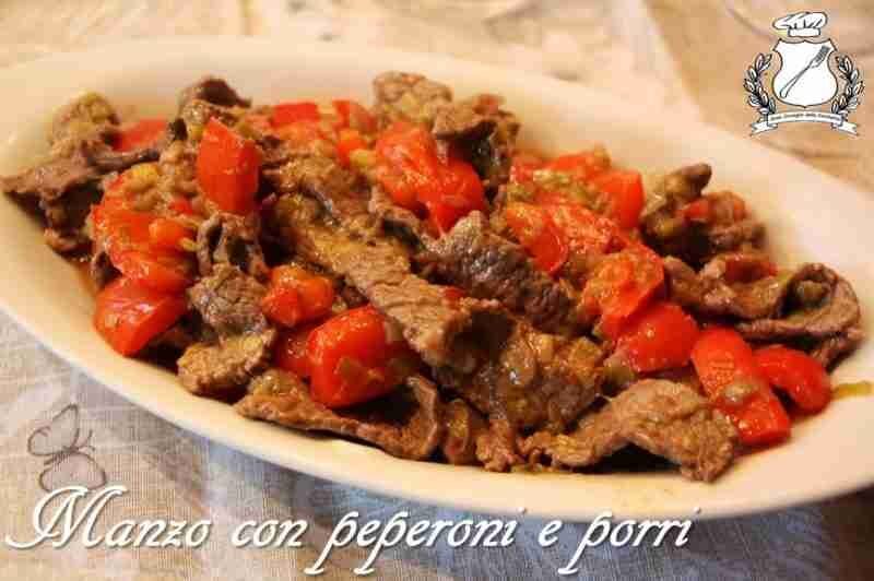 Straccetti di manzo con peperoni e porri