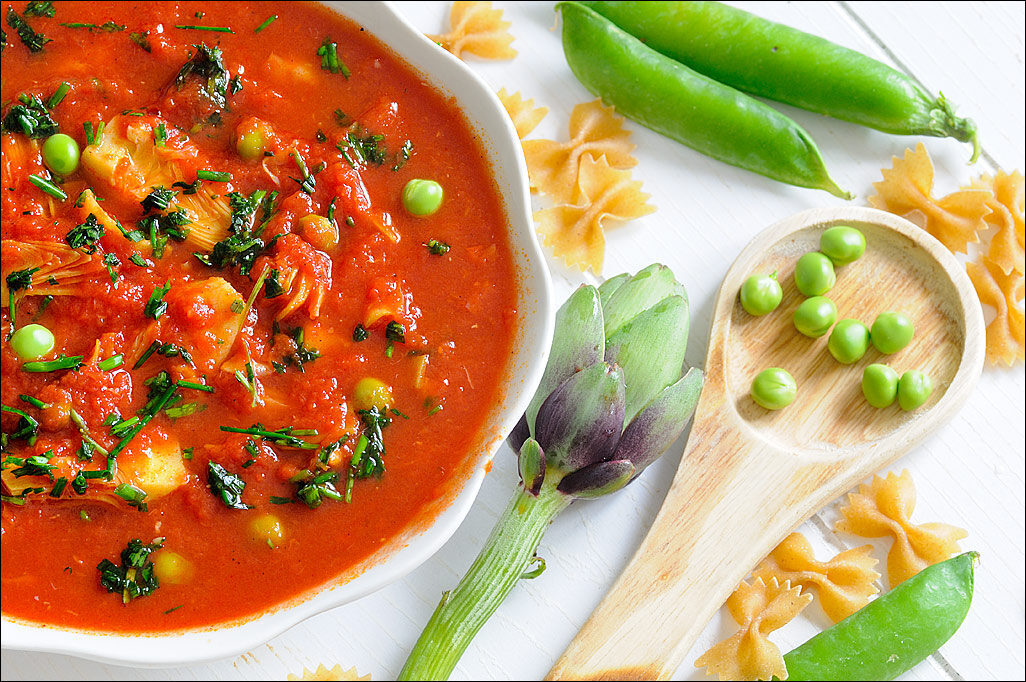 Sugo con carciofi e piselli