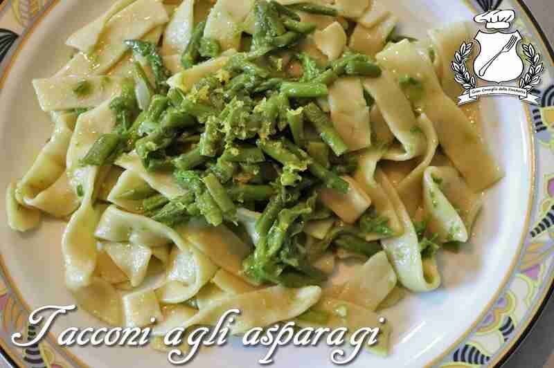 Tacconi di fave agli asparagi