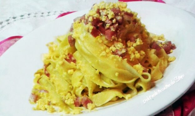 Tagliatelle mimosa