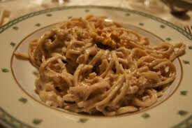 Tagliolini  alle  noci